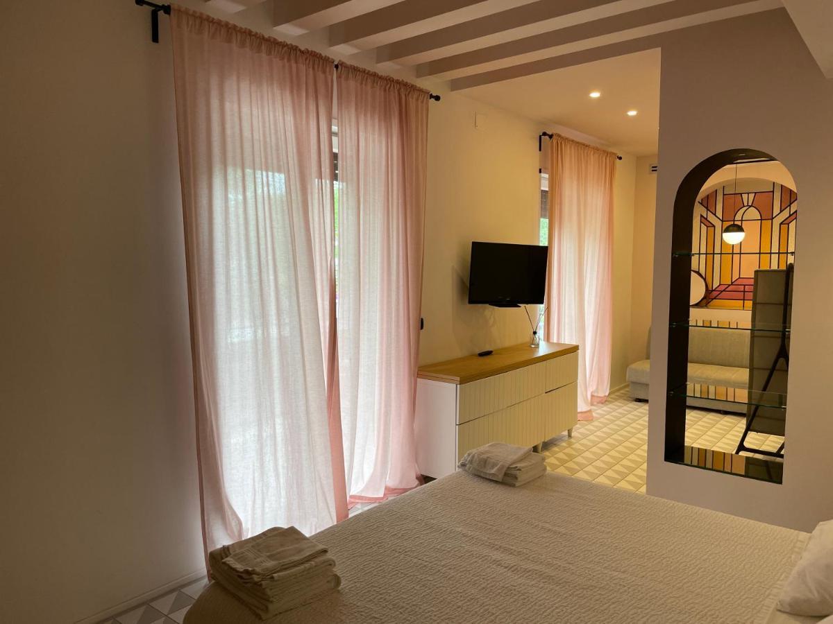 Bed and Breakfast Dusmè à Tarente Extérieur photo